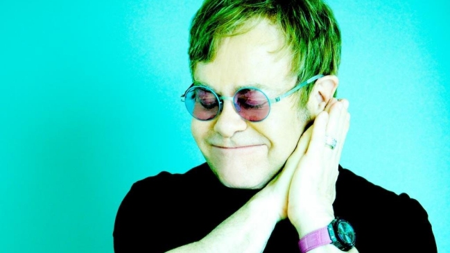 Elton John llamó a boicotear Dolce&Gabanna por comentarios contra familias gay