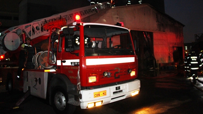 Tres viviendas resultaron destruidas tras incendio en San Ramón