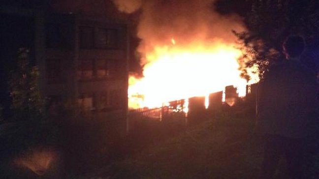 Incendio afecta a bodega en Vitacura