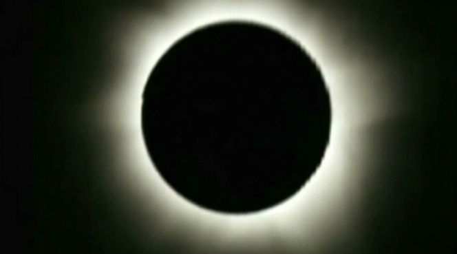 Eclipse de sol se podrá ver en Chile por internet