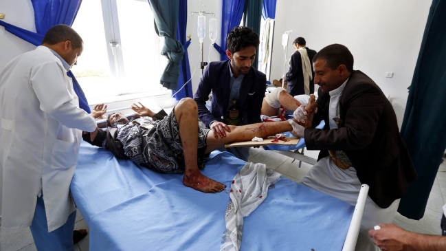 Al menos 120 muertos en atentados suicidas en mezquitas chiíes en Yemen