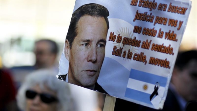 Gobierno argentino denunció a abogado por publicar foto de cadáver de Nisman