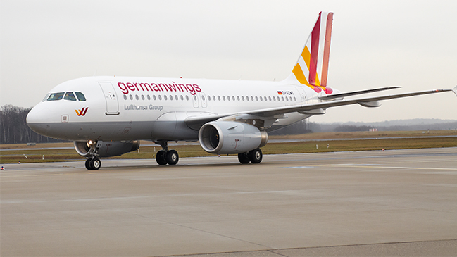 Avión se estrelló al sur de los alpes franceses