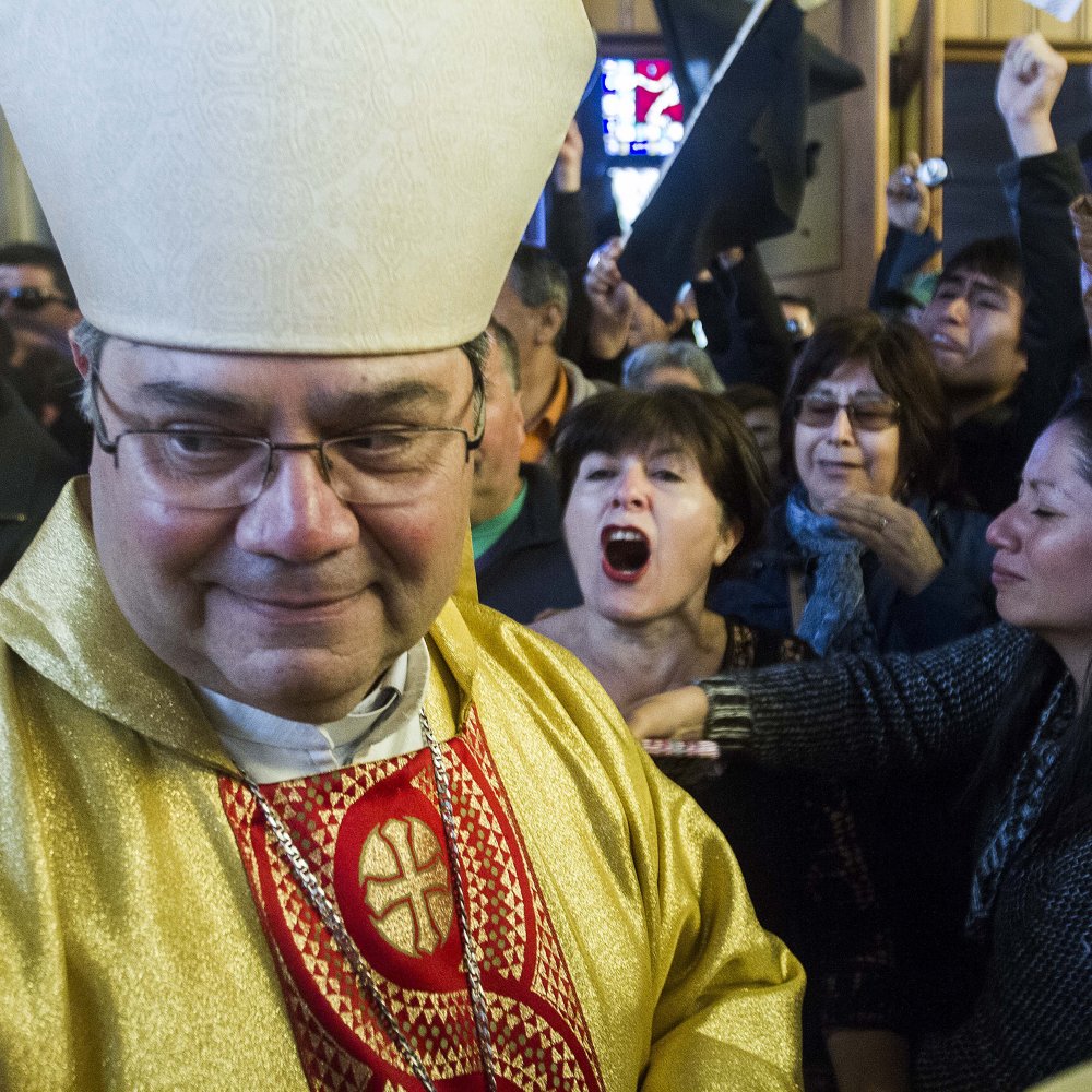 Chomalí: Papa cree que 