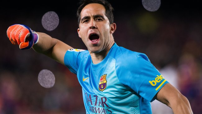 Claudio Bravo se reintegró a los entrenamientos de FC Barcelona