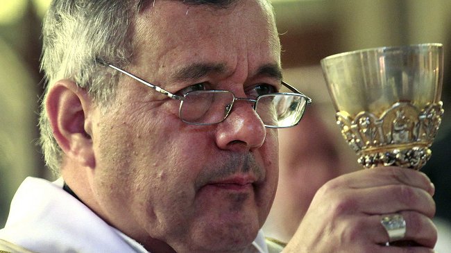 El Vaticano defendió la designación de Juan Barros como obispo de Osorno