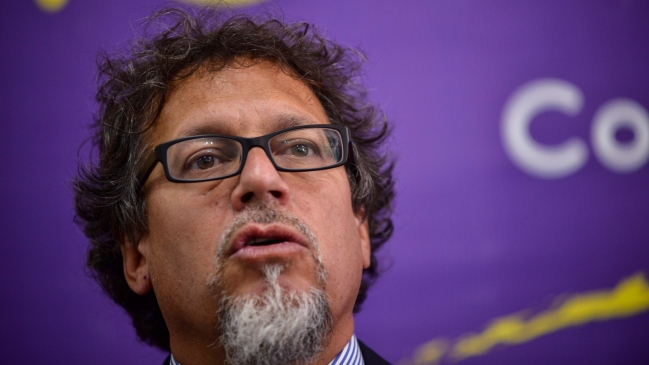 Senador Lagos Weber: Bolivia más que ayudar, se vino a aprovechar