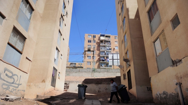 Ministra de Vivienda aseguró que 2015 será el año de la reconstrucción de Tarapacá