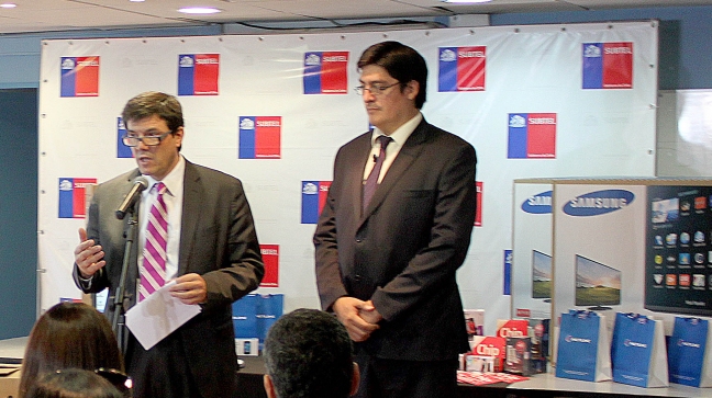 Gobierno y empresas de telecomunicaciones entregan conectividad a albergues