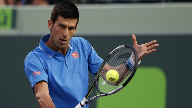 Novak Djokovic dio cuenta de David Ferrer para llegar a semifinales en Miami