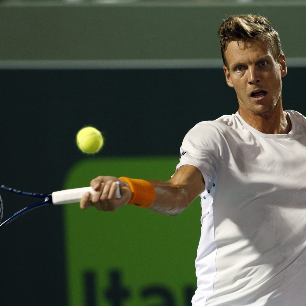 Tomas Berdych batió a Juan Mónaco y chocará con Andy Murray en semifinales de Miami