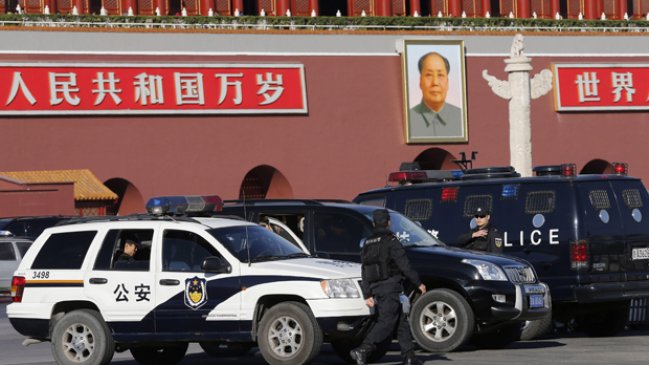 China: Piden liberación de niño autista de nueve años detenido junto a su madre