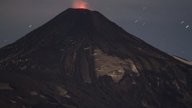 Sernageomin monitorea actividad de un inestable volcán Villarrica