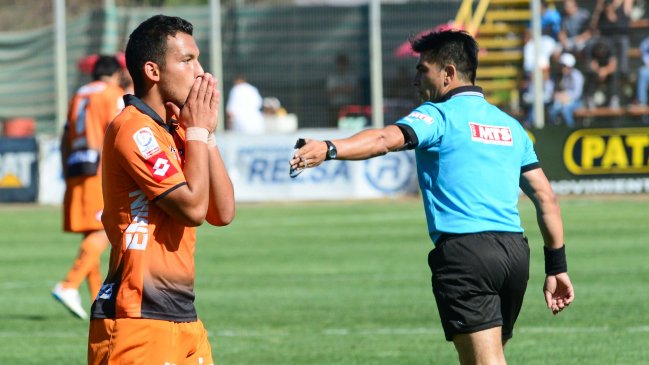 Jugador de Cobreloa no podrá entrar a los estadios por 30 días