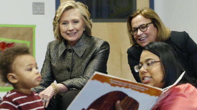 Hillary Clinton anunciará candidatura presidencial por redes sociales, según CNN