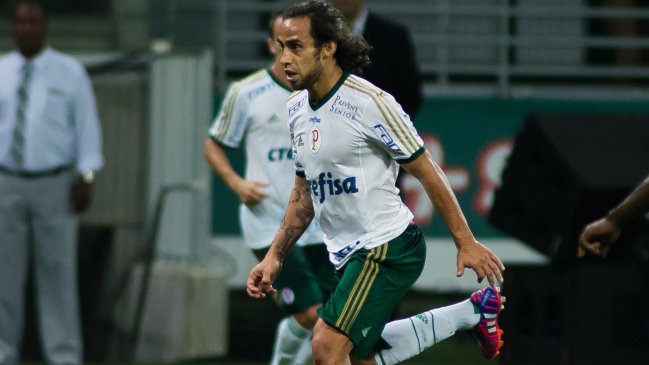 Jorge Valdivia fue titular en igualdad de Palmeiras en el Campeonato Paulista