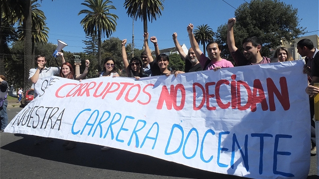 Disidencia del Magisterio abandonó reunión con el Mineduc