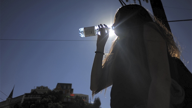 Santiago registró este viernes la temperatura más alta en 150 años para el mes de abril