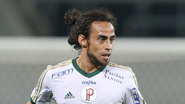 Jorge Valdivia se aleja de Palmeiras tras rechazar propuesta de reducir su sueldo