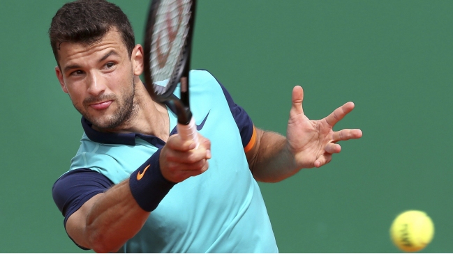 Grigor Dimitrov eliminó al defensor del título en octavos de final de Montecarlo