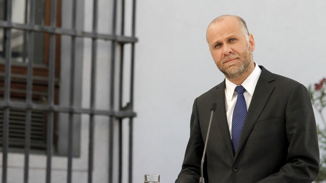 Gobierno descartó irregularidades en arriendo de comando de Bachelet