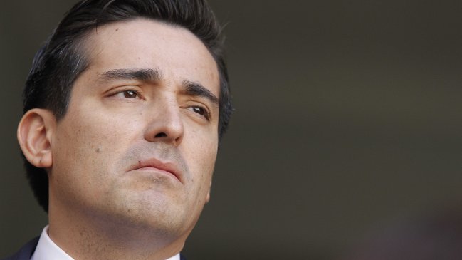 Ministro Peñailillo entregó respaldo a comisaría atacada a balazos en Quilicura