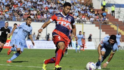 Deportes Iquique vapuleó a San Marcos de Arica en el Tierra de Campeones