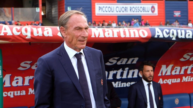 Zdenek Zeman dimitió como entrenador de Cagliari