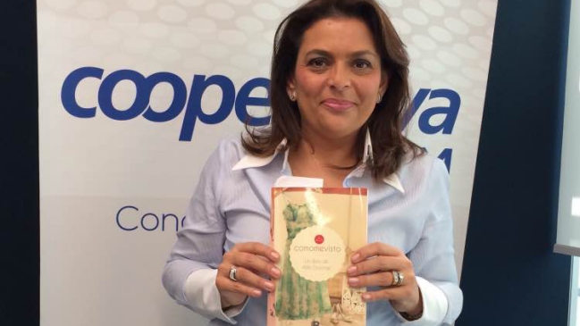 Afife Docman presentó su libro 