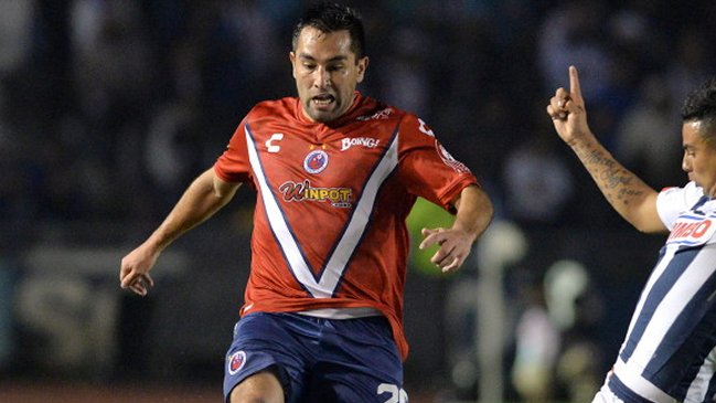 Veracruz de Meneses y Reinoso desperdició ventaja e igualó con Pumas en México