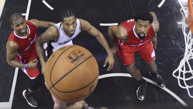 San Antonio Spurs tomó ventaja sobre Los Angeles Clippers en los play-offs de la NBA