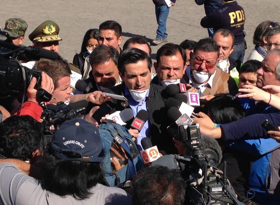 Gobierno anuncia conjunto de ayudas para damnificados por la erupción