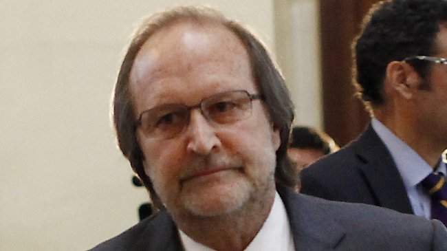 U. de Chile: Defensor de los dueños de Penta es el nuevo decano de Derecho