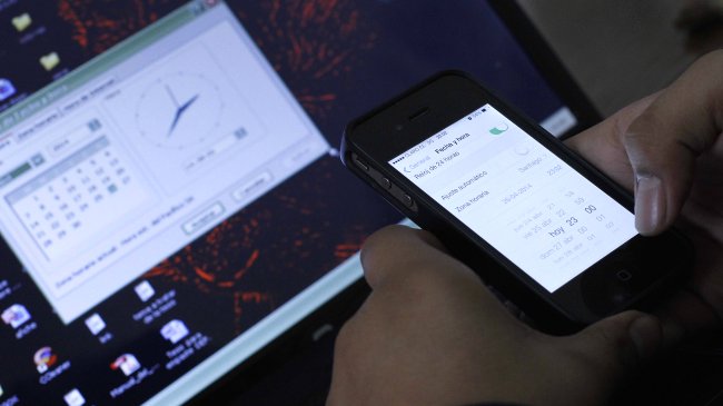 Cambio de hora en dispositivos electrónicos confundió a usuarios