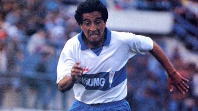 Mario Lepe se suma a la Orden de Los Cruzados Caballeros de la UC