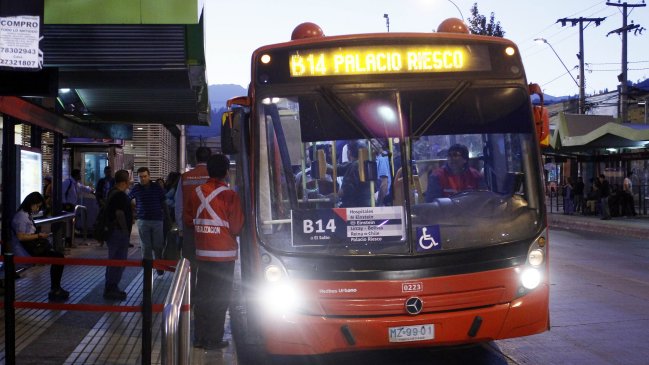 Transantiago: Subsidio no alcanzó a cubrir pase escolar ni transbordos en 2014