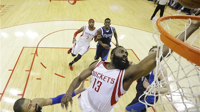 Houston Rockets derribó a Dallas Mavericks y avanzó a semifinales
