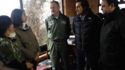   Volcán Calbuco: Ministro del Interior llegó a Cochamó para evaluar daños 