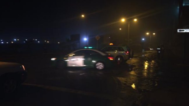 Equipos municipales monitorean marejadas en Iquique