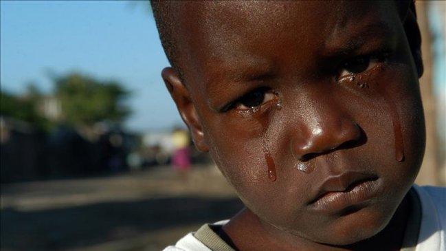 Niños pobres urbanos tienen el doble de posibilidades de morir que los ricos