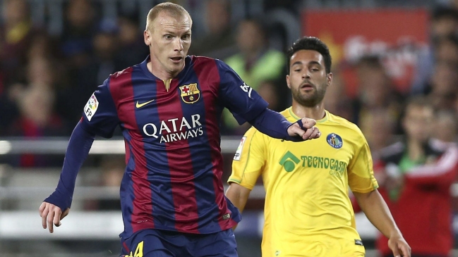 Jérémy Mathieu se perderá choque ante Bayern Munich por molestias en el tendón