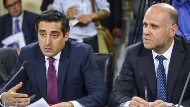 Gobierno reiteró respaldo a Peñailillo por boletas en época de campaña