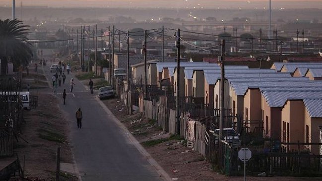 Sudafricano fue secuestrado y violado por tres mujeres