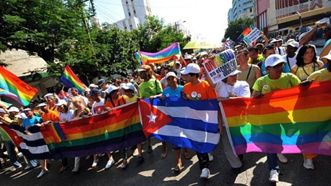 Cuba festeja bodas simbólicas homosexuales oficiadas por líderes religiosos