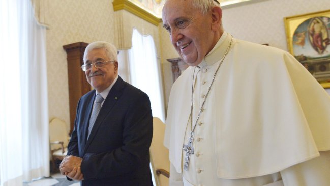 Papa Francisco se reunió con presidente de Palestina