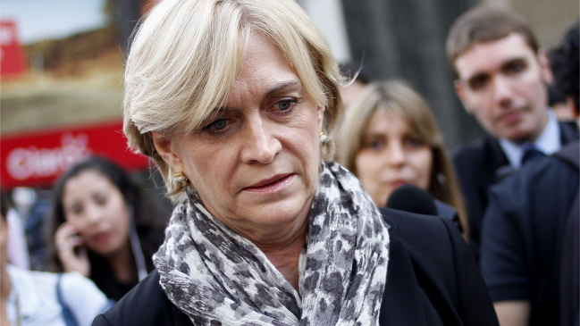 Matthei acusó financiamiento irregular en campañas de Frei y Bachelet