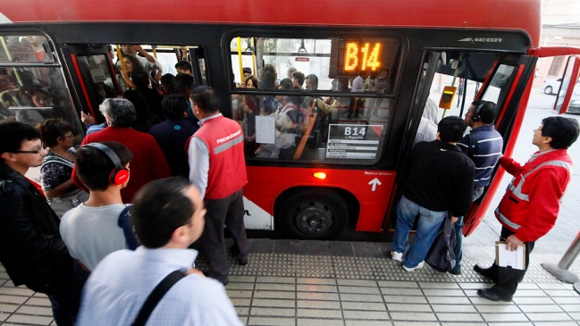 Transantiago implementará nuevos buses híbridos menos contaminantes