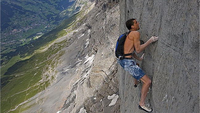 El atleta extremo Dean Potter murió en un accidente en California