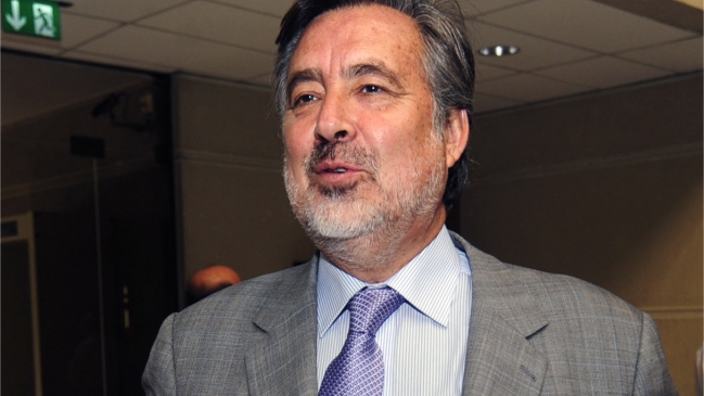 Senador Guillier por renuncia de Jorratt: 