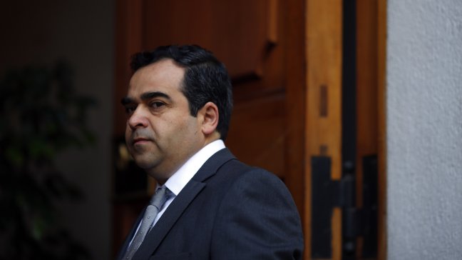 Seremi de Educación aclaró polémica por beneficio de hija de senador Quintana